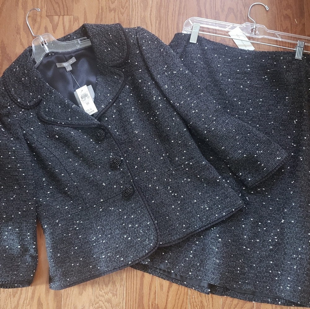 NWT Ann Taylor Women's Suit